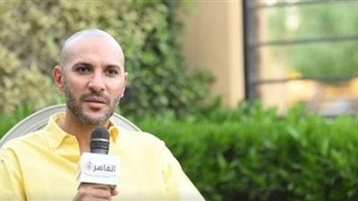 كنت مدمن سوشيال ميديا.. محمد دياب يكشف عن أمنيته: نفسي أتبنى طفلًا وفهمت علاقتي بربنا أكتر بسبب ولادي
