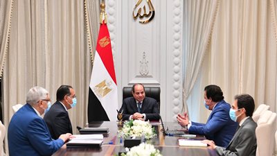 جامعات متخصصة بالذكاء الاصطناعي والبرمجيات.. توجيهات عاجلة من السيسي بشأن مبادرة التكنولوجيا المستقبلية 2050