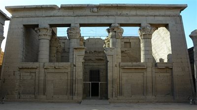 بُني لتكريس المعبود النوبي ماندوليس.. تعرف على أهمية معبد كلابشة بأسوان 