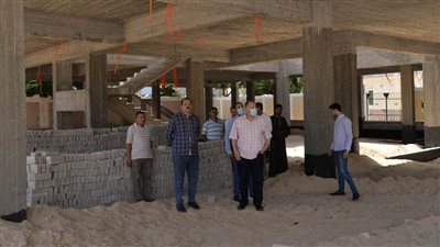 محافظ أسيوط يتفقد مجمع الخدمات الحكومية بقرية الزرابي