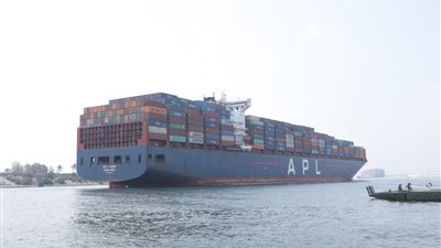 أعلى معدل عبور يومي.. قناة السويس تشهد تداول 89 سفينة