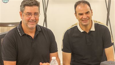 فيتوريا يجتمع بجهاز سموحة وعبد الحميد بسيوني