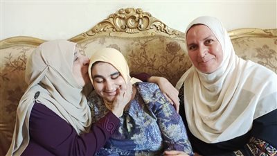 قدوتها طه حسين.. ناريمان الأولى بالثانوية العامة للمكفوفين بالبحيرة: هوايتي التأليف القصصي