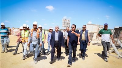 وزير التعليم العالي يوجه بسرعة الانتهاء من كافة الأعمال الإنشائية بالجامعة المصرية اليابانية