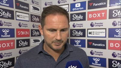 لامبارد يعلن غياب لاعب إيفرتون لأشهر طويلة بسبب الإصابة