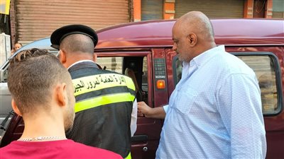 ضبط 15 سيارة سرفيس تحصل أجرة أكثر من المقررة بالهرم