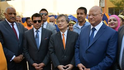 بحضور سفير اليابان.. وزير الرياضة يفتتح حمام سباحة وصالة لياقة بمركز شباب المعادي 