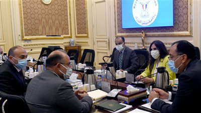 رئيس الوزراء يلتقي محمد فريد صالح رئيس مجلس إدارة الهيئة العامة للرقابة المالية