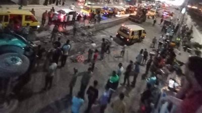 انقلاب سيارة نقل محمل عليها كونتنر بالمحلة.. وتعطل حركة المرور |صور 