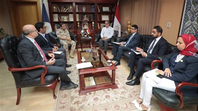 تمهيدًا لافتتاحه.. وزير السياحة يواصل اجتماعاته لمتابعة مستجدات الأعمال بالمتحف المصري الكبير
