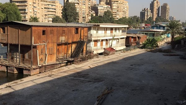 العوامات النيلية