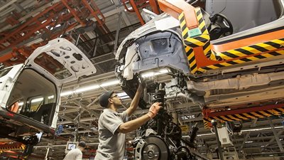 شركة الأمل للسيارات تكشف خطتها لتجميع السيارات الكهربائية في مصر