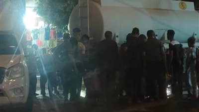 لمدة 40 ساعة.. انقطاع المياه عن بعض مناطق القاهرة الجديدة.. والسكان: مش عارفين نعمل إيه 