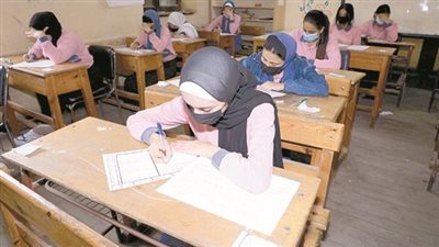 المديريات التعليمية تشدد على حظر تسليم نتائج طلاب النقل للعمال بالمدارس