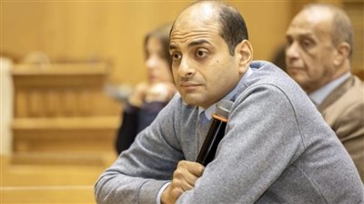 أمين عام اتحاد المهن الطبية يحذر من تصاعد أعداد الالتحاق بكليات طب الأسنان