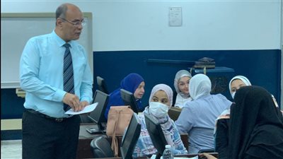 معامل تربية نوعية بجامعة بورسعيد تستقبل الناجحين في الثانوية لتسجيل رغبات التنسيق | صور وفيديو