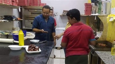 صحة المنيا: المرور على 934 منشأة غذائية وإعدام 1752 كجم أغذية