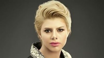 أميرة فتحي: لا أعرف سبب تأخر طرح أولها حلو.. والغياب لا يشغلني وأحضر لهذه الأعمال