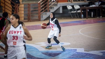 وزير الرياضة يهنئ منتخب ناشئات السلة بالصعود لكأس العالم والتأهل لنهائي إفريقيا