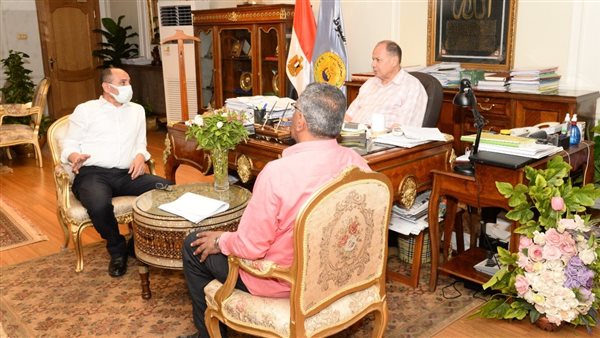 محافظ أسيوط