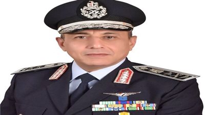 محمد عباس حلمي وزيرًا للطيران المدني 