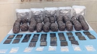 ضبط عناصر إجرامية لاتهامهم بالاتجار في المخدرات بالسويس