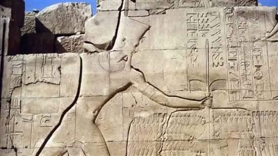 احتفالا بيوم الشباب الدولي.. متحف مطار القاهرة يسلط الضوء على الملك تحتمس الثالث 