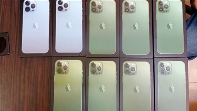 جمارك نويبع تضبط محاولتي تهريب عدد من الهواتف المحمولة 