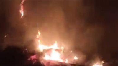 اندلاع حريق هائل بأرض زراعية بقرية فارس بأسوان