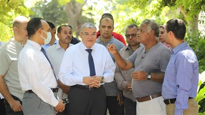 محافظ المنيا يتفقد قطعة أرض لدراسة إنشاء حديقة مركزية