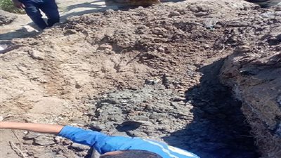 عودة مياه الشرب وإصلاح خط 400 بطريق إبشواي- الخالدية بالفيوم