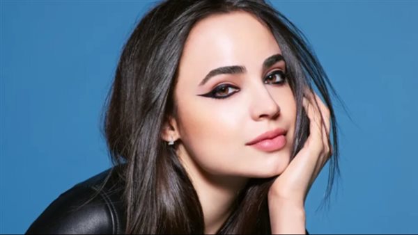  النجمة صوفيا كارسون