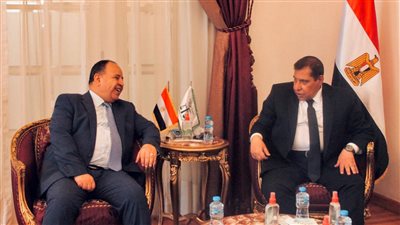 وزير المالية يهنئ رئيس مجلس الدولة بتوليه منصبه | صور