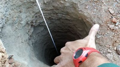 وفاة شاب سقط داخل حفرة عميقة بالإسكندرية| بث مباشر 