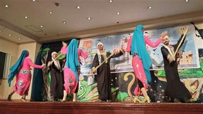 فرقة ملوي للفنون الشعبية بالمنيا تتالق علي مسرح الشاطبي بالإسكندرية
