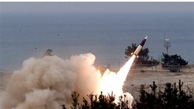 الولايات المتحدة الأمريكية وكوريا الجنوبية واليابان تجري تدريبات دفاعية للبحث عن الصواريخ الباليستية