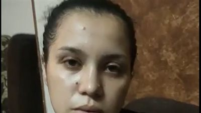  فتاة فقدت والديها في حريق كنيسة المنيرة: ماما كان قلبها حاسس ودايما تقول مش ضامنة الدنيا | فيديو