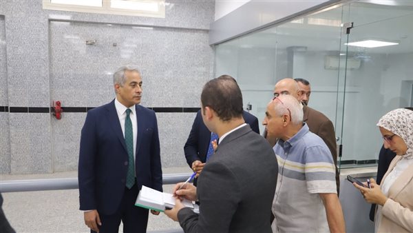 وزير القوى العاملة