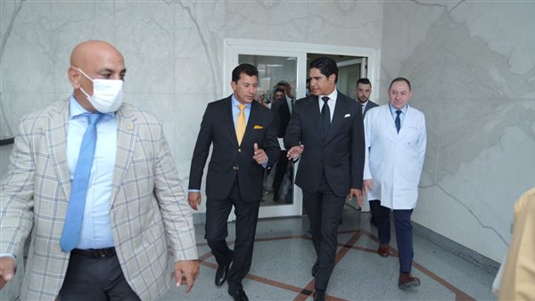 أحمد أبو هشيمة وأشرف