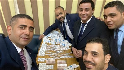 إحباط تهريب كمية من أدوية علاج الأورام السرطانية عبر جمارك مطار القاهرة