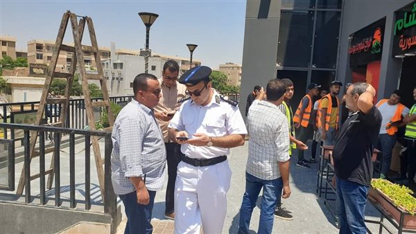 غلق المحال - أرشيفية