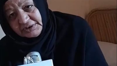 بث مباشر| وفاة زوجين وابنهما ونجاة ابنتهم في حادث بالإسماعيلية.. والجدة: ابني اتغرب علشان يبني بيت جديد وملحقش يعيش فيه