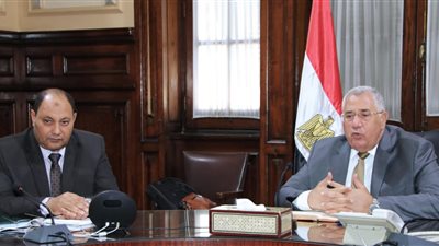 وزير الزراعة يشدد على حصر المساحات المنزرعة من القطن والأرز 