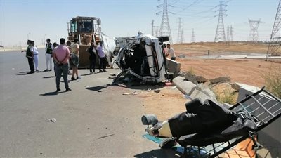  إصابة 7 أشخاص في تصادم سيارتين أعلى دائري السلام