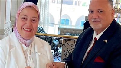 جمعية الحفاظ على صحة الأم والطفل تكرم عميدة كلية طب بنات الأزهر بالقاهرة  