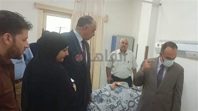 محافظ المنيا يكلف نائبه بمتابعة حالة المصابين في حادث الطريق الصحراوي الشرقي