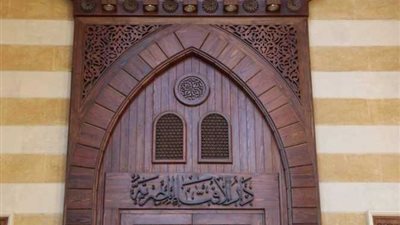 ما حُكم شراء الأجهزة الطبية وتجهيز العناية المركزة من أموال الزكاة؟.. الإفتاء تجيب