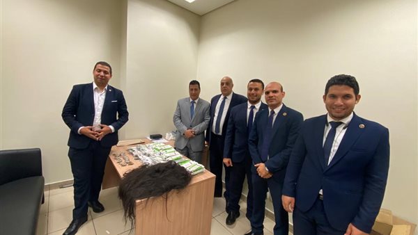 جمارك مطار القاهرة