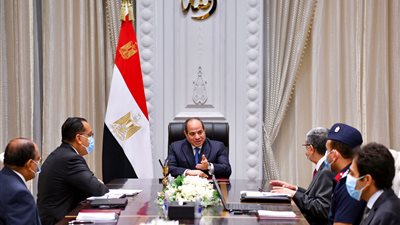 السيسي يوجه بتوفير عناصر النجاح وحوكمة الإدارة والتشغيل بالمشروعات التنموية