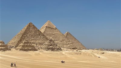 عالمة آثار أمريكية عن مشروع هرم منكاورع: نرحب بالترميم ونرفض إضافة أي كتل حجرية جديدة